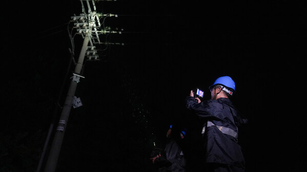 Zhejiang Jinhua: Night Patrols of Equipment Ensure Stable and Reliable Power Supply During Peak Summer