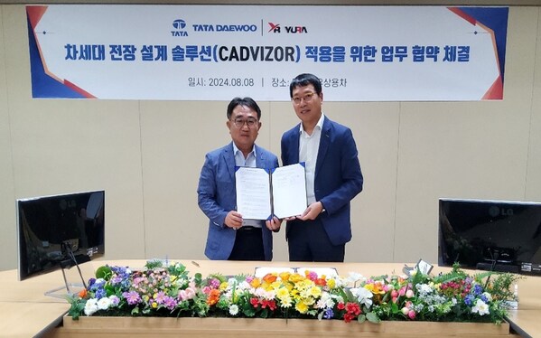 [From left: Tata Daewoo Commercial Vehicle R&D Director (Myungsik Seo), YURA Co.,Ltd Head of IT Business Division (Jungtae Kang) during the signing ceremony]