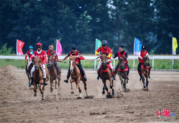 The 25th Jirem Horse Racing Festival kicks off in Tongliao city, Inner Mongolia autonomous region on Aug. 18, 2024. The three-day festival features a diverse range of events including horse racing, wrestling, archery, Mongolian chess, and tug-of-war, totaling 25 competitive events across six major categories. [Photo/China.org.cn]