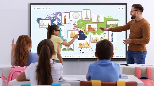 The new generation Optoma IFP53 smart touch panel, tailored to various teaching needs.