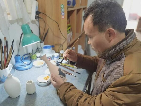 Xinhua Silk Road: E. China's Shandong Zaozhuang seeks more job opportunities for disabled through intangible cultural heritage training