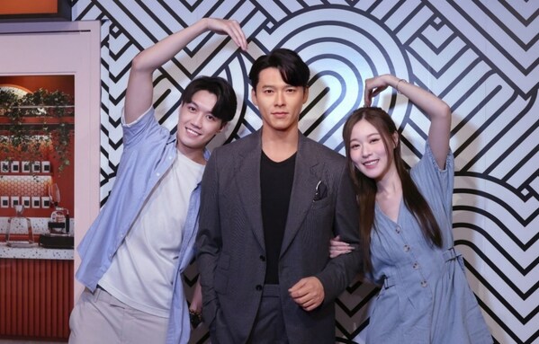 Listen to Hyun Bin 's heartbeat as in a romantic Korean drama - an experience you won’t want to miss! (PRNewsfoto/Madame Tussauds Hong Kong)