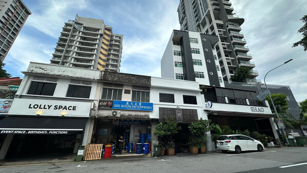 FOR SALE BY EXPRESSION OF INTEREST 
221 RANGOON ROAD – FREEHOLD TWO-STOREY SHOPHOUSE WITH DEVELOPMENT POTENTIAL