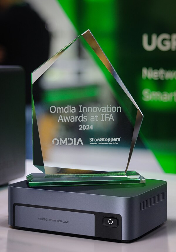 Ugreen NASync DXP480T Plus received the Omdia Innovation Award at IFA 2024.