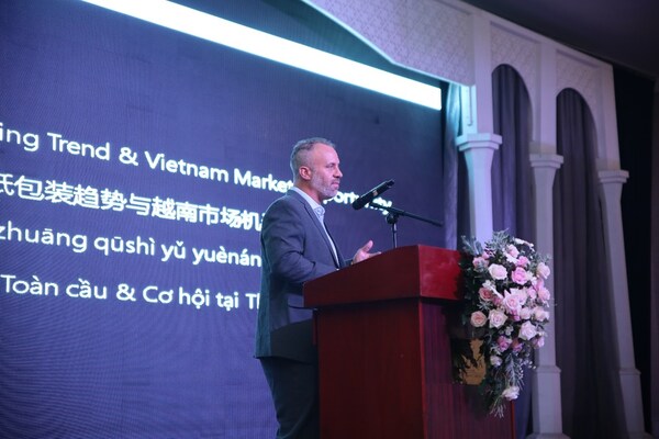 Will Sandman, Business Development Director of MPG GLOBAL, MGIH Vietnam