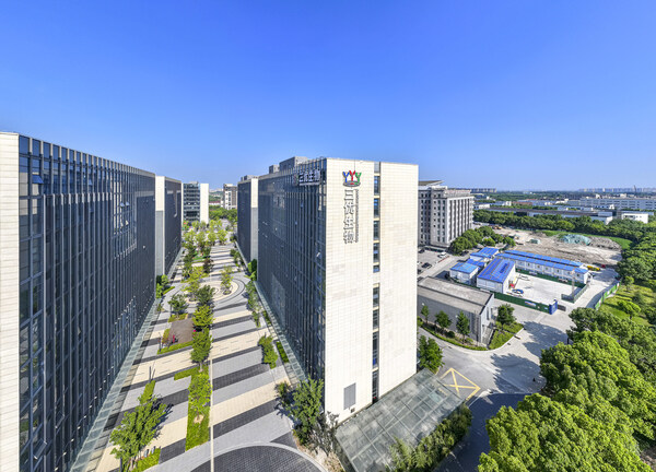 Sanyou Bio recently celebrated a prestigious move into its new 10,000-square-meter R&D building at Shanghai headquarters