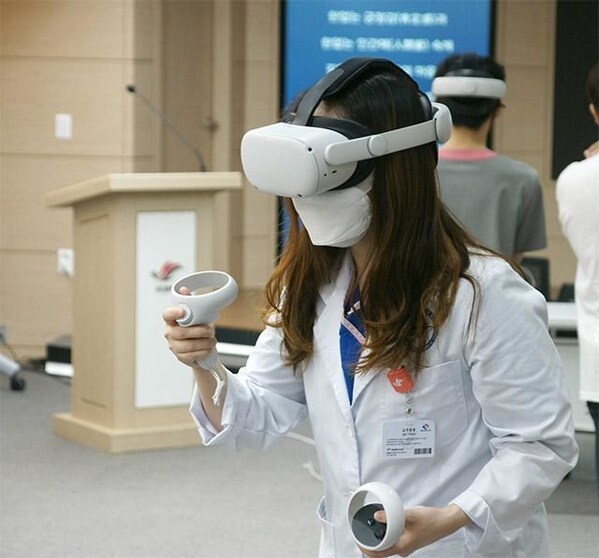 Hallym University Sacred Heart Hospital VR training scene