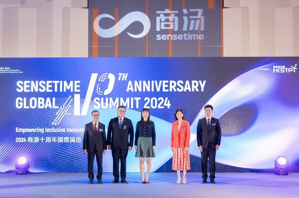 (From left to right) Prof. Chan Kam Leung Alan, Provost, The Chinese University of Hong Kong; Dr. Sunny Chai, Chairman, Hong Kong Science and Technology Parks Corporation; Ms. Cheong Man Lei, Lillian, Under Secretary for Innovation, Technology and Industry, HKSAR; Ms. Bonnie Y Chan, CEO, Hong Kong Exchanges and Clearing Limited; Dr. Xu Li, Chairman of the Board and CEO, SenseTime.