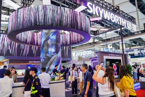 SKYWORTH Showcases Innovation at the 136th Canton Fair