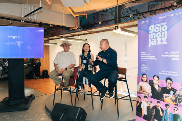 from left to right: Bagas Indyatmono (ceo of Jazz Gunung Indonesia), Andien (singer / line up of International Golo Mori Jazz), Troy Warokka (Commercial Director of InJourney Tourism Development Corporation-ITDC) at the press conference road to International Golo Mori Jazz which held in Kuta, Bali, 25 October 2024. They aim to promote local tourism, raise the region's profile, and contribute to economic growth.