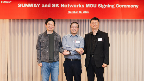 SK Networks is ramping up its strategic collaboration with Sunway Group. Executives from both sides, including SK Networks President & CEO Hojeong Lee(right), President & COO Sunghwan Choi(left) and Sunway Group CEO of Digital and Strategic Investments Evan Cheah pose for a commemorative photo to mark the occasion.