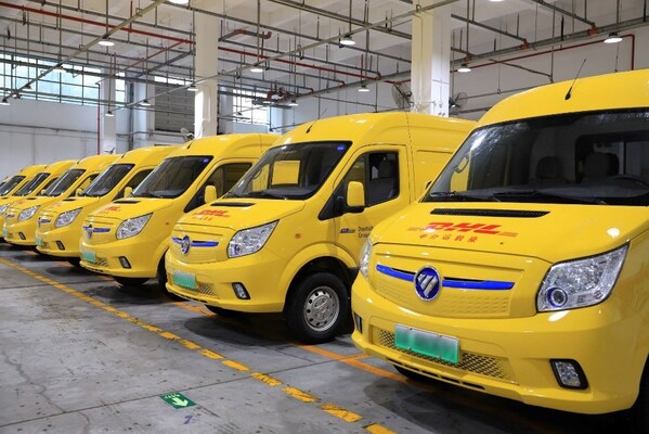 截至2024年9月，DHL快遞中國區(qū)車隊電氣化比例已達(dá)到28.3%