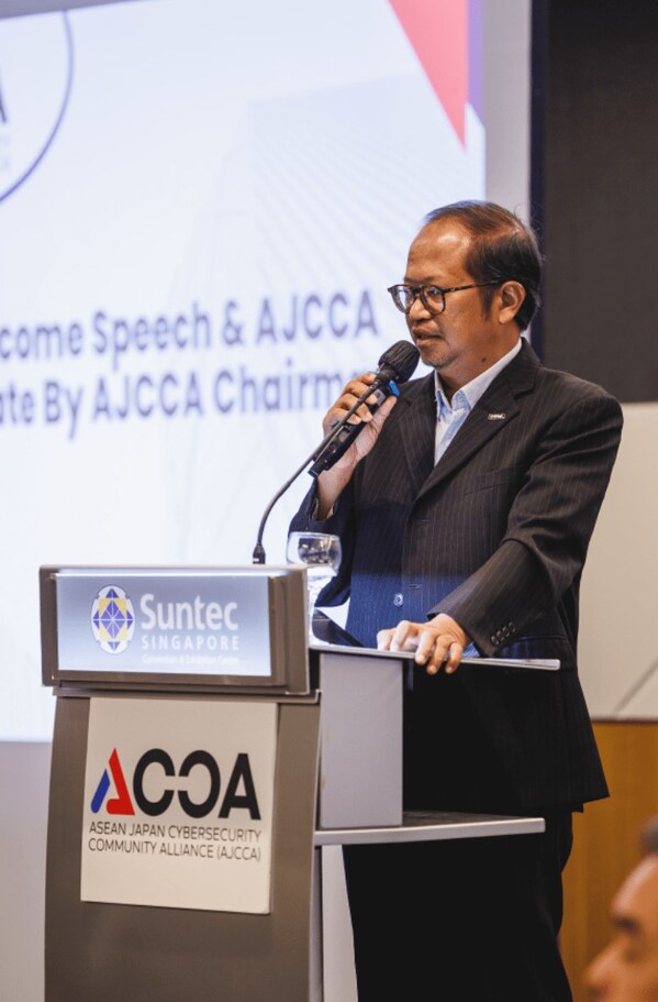 Photo: Welcome Speech & AJCCA Update by Dr. Rudi Lumanto, AJCCA Chairman