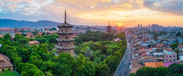 Aerial photo shows the view of Quanzhou City, east China's Fujian Province. (PRNewsfoto/Xinhua Silk Road)