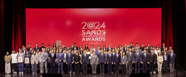 Winners of the 2024 Sands Supplier Excellence Awards, Sands Procurement Academy graduates, and guests of honour gather at The Parisian Macao Tuesday. (PRNewsfoto/)