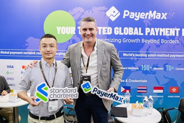 Mr. Wang Hu (left) and Mr. Luke Boland (right) at SFF event