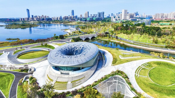 Chengdu Sci-Tech Innovation Eco-Island is home to a large number of high-tech enterprises.