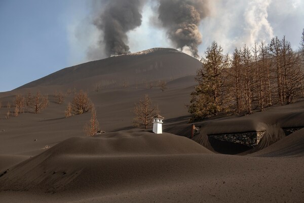 The state of the house 3 years ago, affected by the aftermath of the La Palma volcano.