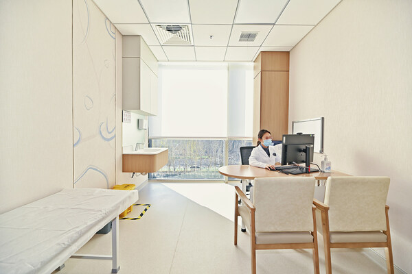 Perennial General Hospital Tianjin - Consultation Room