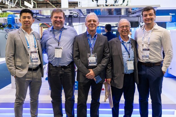 Delegates of Centro Universitário Facens and Trinasolar (PRNewsfoto/Trina Solar Co., Ltd)