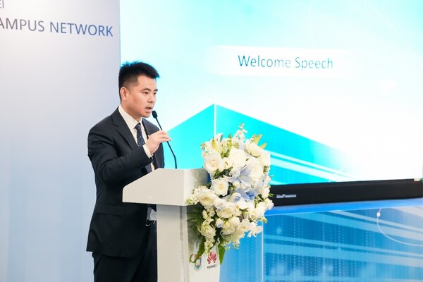 Jason He, President of Global Enterprise Data Communication Marketing & Solution Sales Dept, Huawei, speaking at the launch