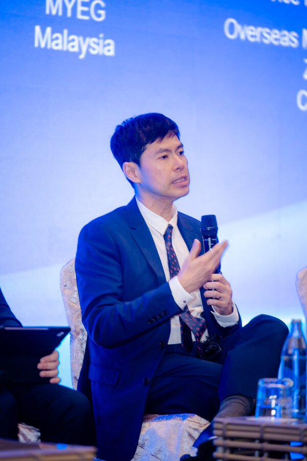 TS Wong, Group Managing Director of MYEG and Co-founder of Zetrix, speaking during his dialogue session titled 