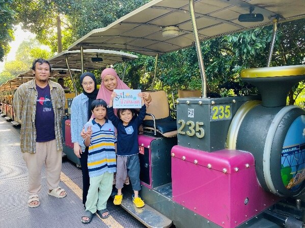 Muslim participants riding the Old Mountain Line Rail Bike.