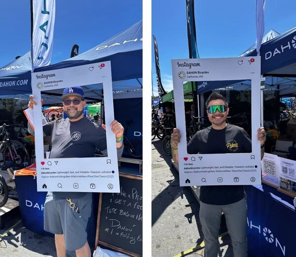 Visitors capturing the moment with DAHON