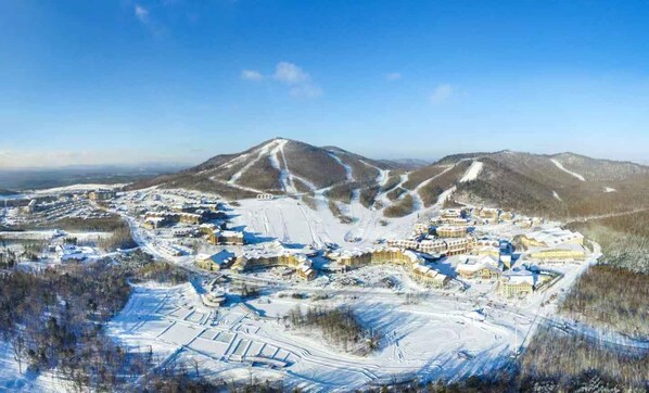 Changbai Mountain Wanda International Resort - Winter
