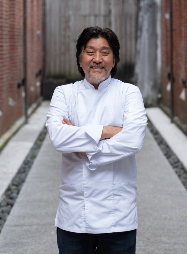 Acclaimed chef Edward Lee is presenting two exquisite dishes as part of the exclusive gala dinner.