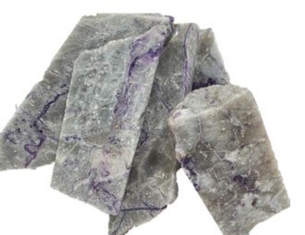 Figure 4: High grade pollucite drill core from the Vega Zone, assaying ~30% Cs2O. Sample is a targeted selection of pollucite from a drill core composite sample, which was used as a training sample for the XRT ore sorter software. See Table 1, Figure 5, and news release dated April 9, 2025, for drill hole composite sample intervals, location, and assay data. (CNW Group/PMET Resources Inc.)