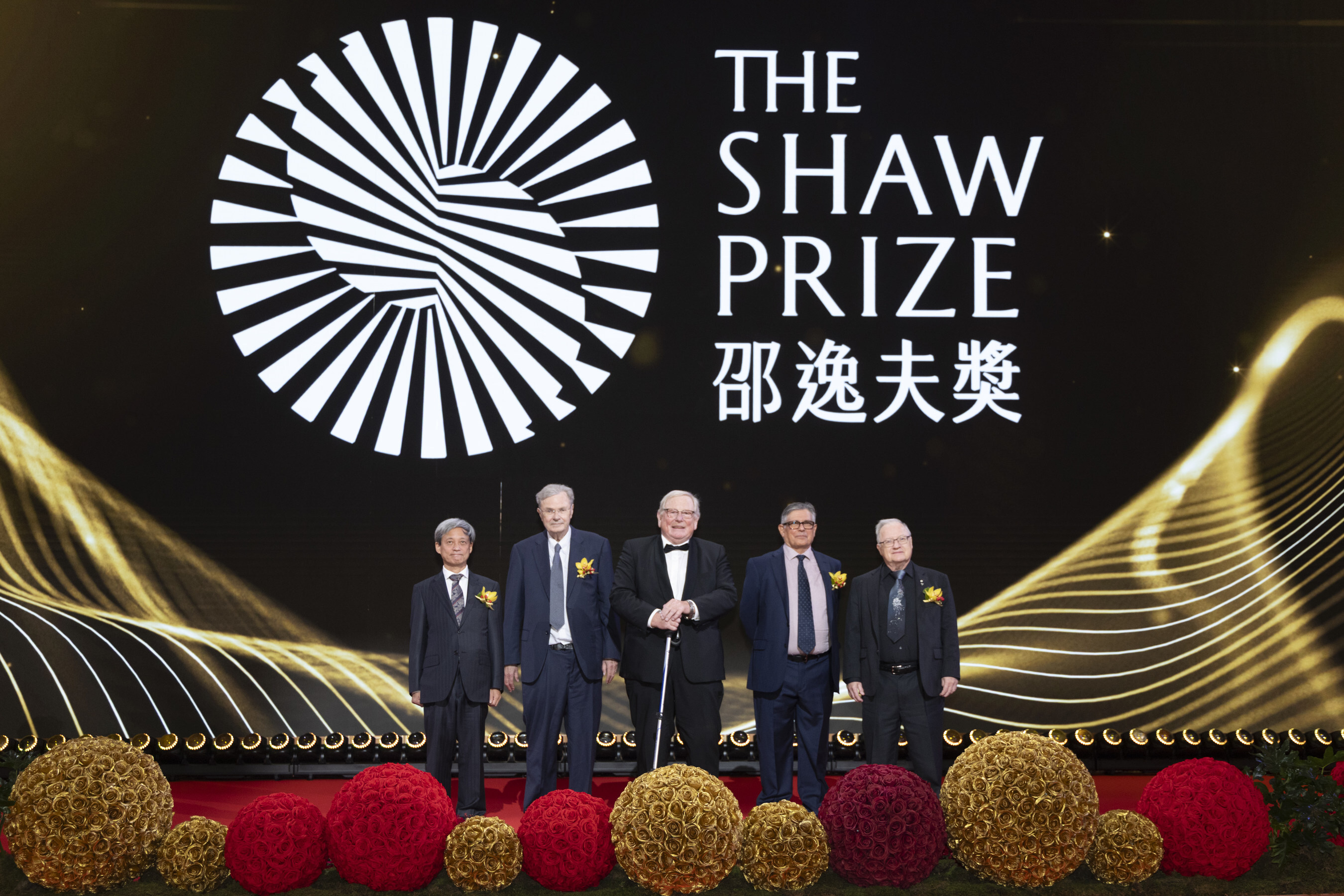 (From left to right) Professor Kenji Fukaya, Professor Wolfgang Baumeister, Professor Reinhard Genzel, Professor George Efstathiou and Professor John Richard Bond at the Shaw Prize Award Presentation Ceremony 2025. (From left to right) Professor Kenji Fukaya, Professor Wolfgang Baumeister, Professor Reinhard Genzel, Professor George Efstathiou and Professor John Richard Bond at the Shaw Prize Award Presentation Ceremony 2025.