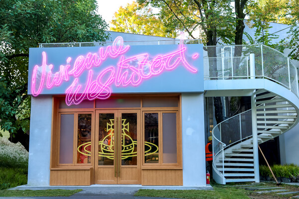 Vivienne Westwood麓湖CPI快闪精品店