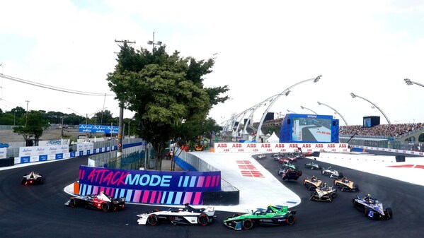 FE电动方程式圣保罗揭幕战