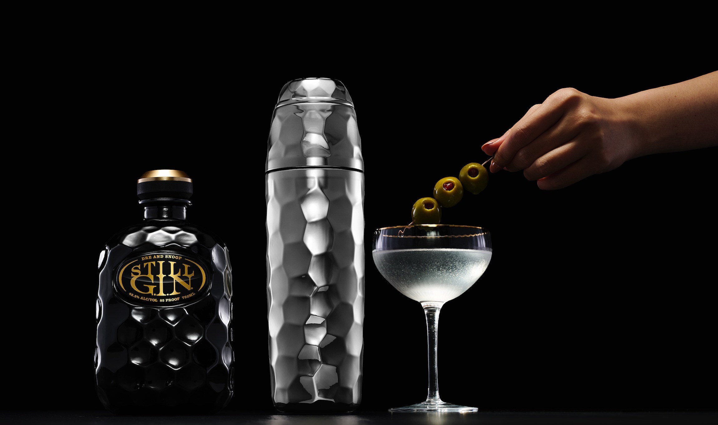 Hexclad, Still G.I.N. Unveil First-Ever Collaboration, Bringing Gordon Ramsay, Dr. Dre,  Snoop Dogg Together For A Next-Gen Cocktail Shaker