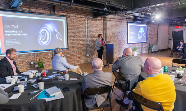 美國化學學會（American Chemical Society，ACS）Sarah Tegen博士發表講話