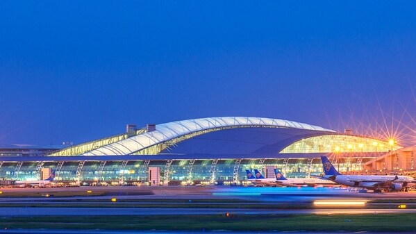 立邦全場景涂裝集成方案助力廣州白云國際機(jī)場三期擴(kuò)建交通中心及停車樓裝修工程高質(zhì)量落地