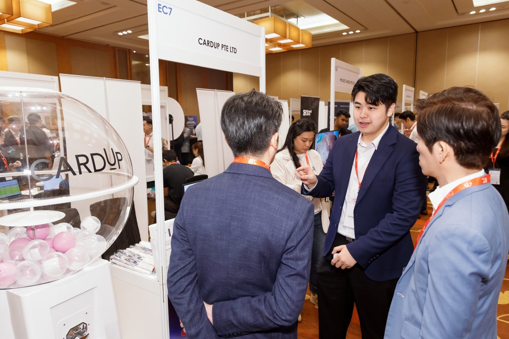 SMESummit Exhibiting Section (In Picture: CardUp Pte Ltd) SMESummit Exhibiting Section (In Picture: CardUp Pte Ltd)