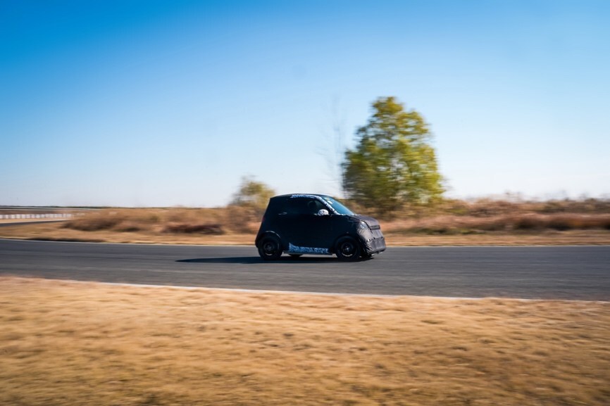 The smart #2 will retain the ultra-compact dimensions of the fortwo