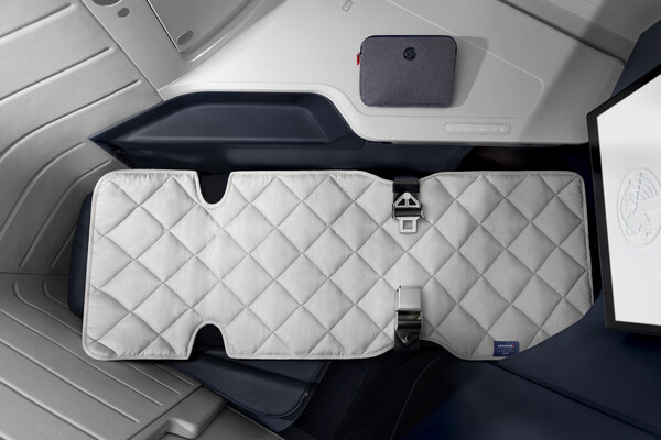 索菲特MY BED床垫全面覆盖商务舱座椅 索菲特MY BED床垫全面覆盖商务舱座椅