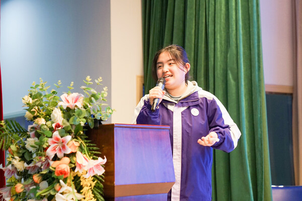 高二科技女生代表谈思宇分享见闻 高二科技女生代表谈思宇分享见闻