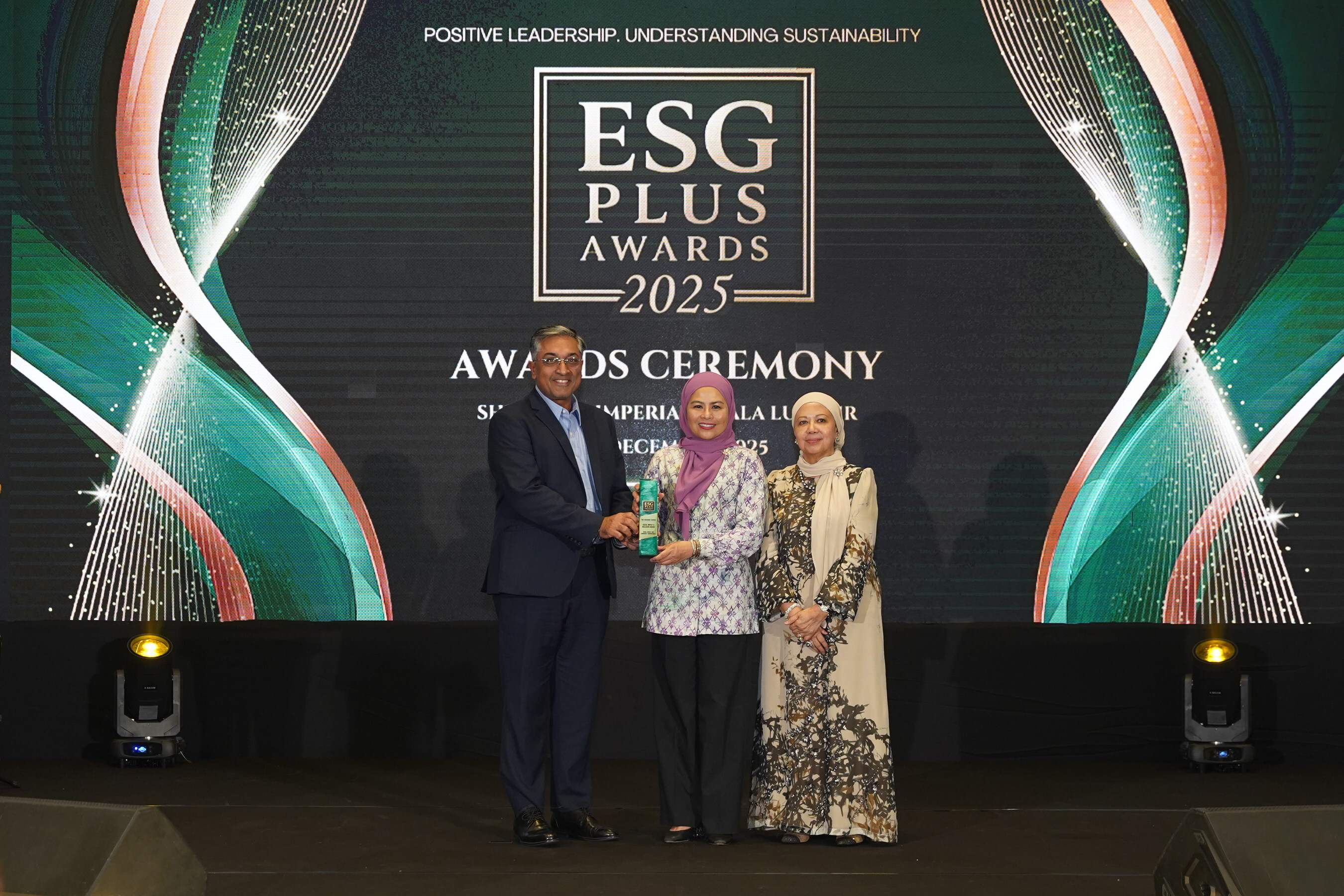 FWD Insurance Berhad takes home ESG Plus Awards for empowering Malaysian communities