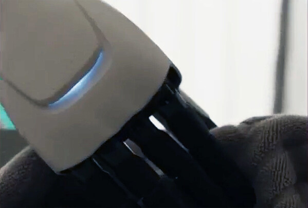 Positioned as a home assistant, LG CLOiD is designed to perform a wide range of indoor household tasks, enhancing everyday convenience and improving quality of life.