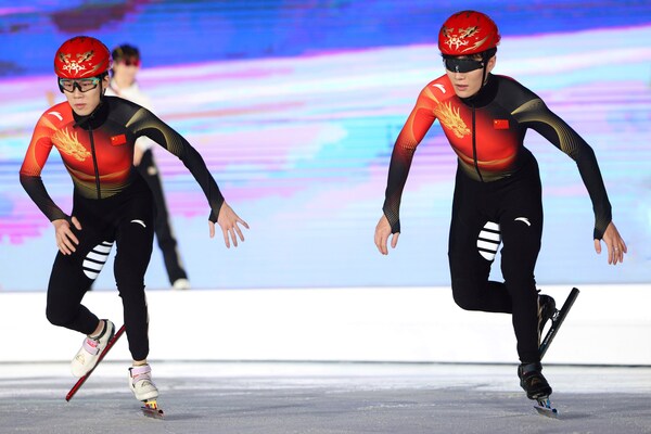 中國短道速滑隊國家隊比賽服