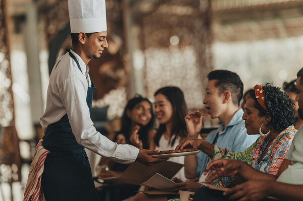 活動期間，酒店賓客參與了多場美食大師班，近距離接觸米其林星廚